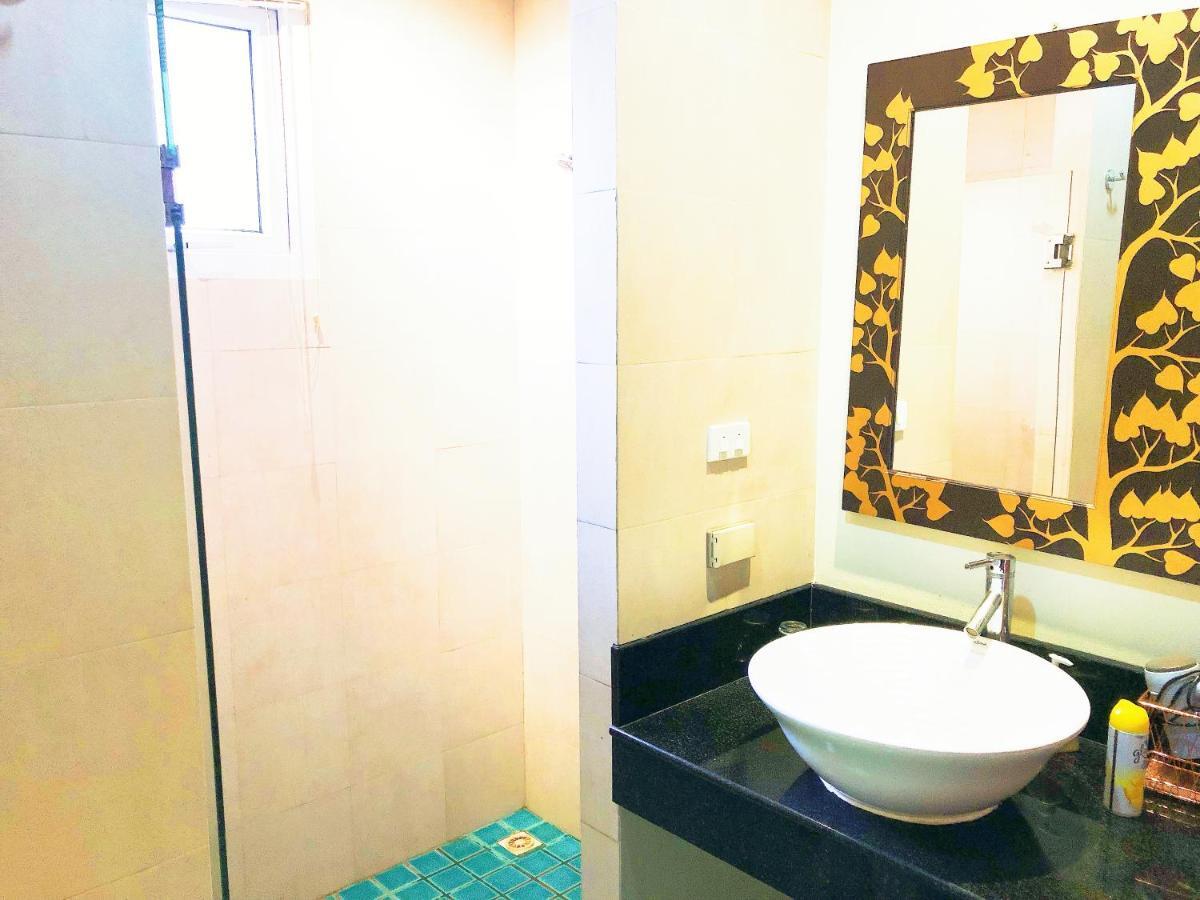Karon Pool Villa 卡伦3卧泳池别墅 Exterior foto